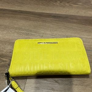 Steven madden wallet